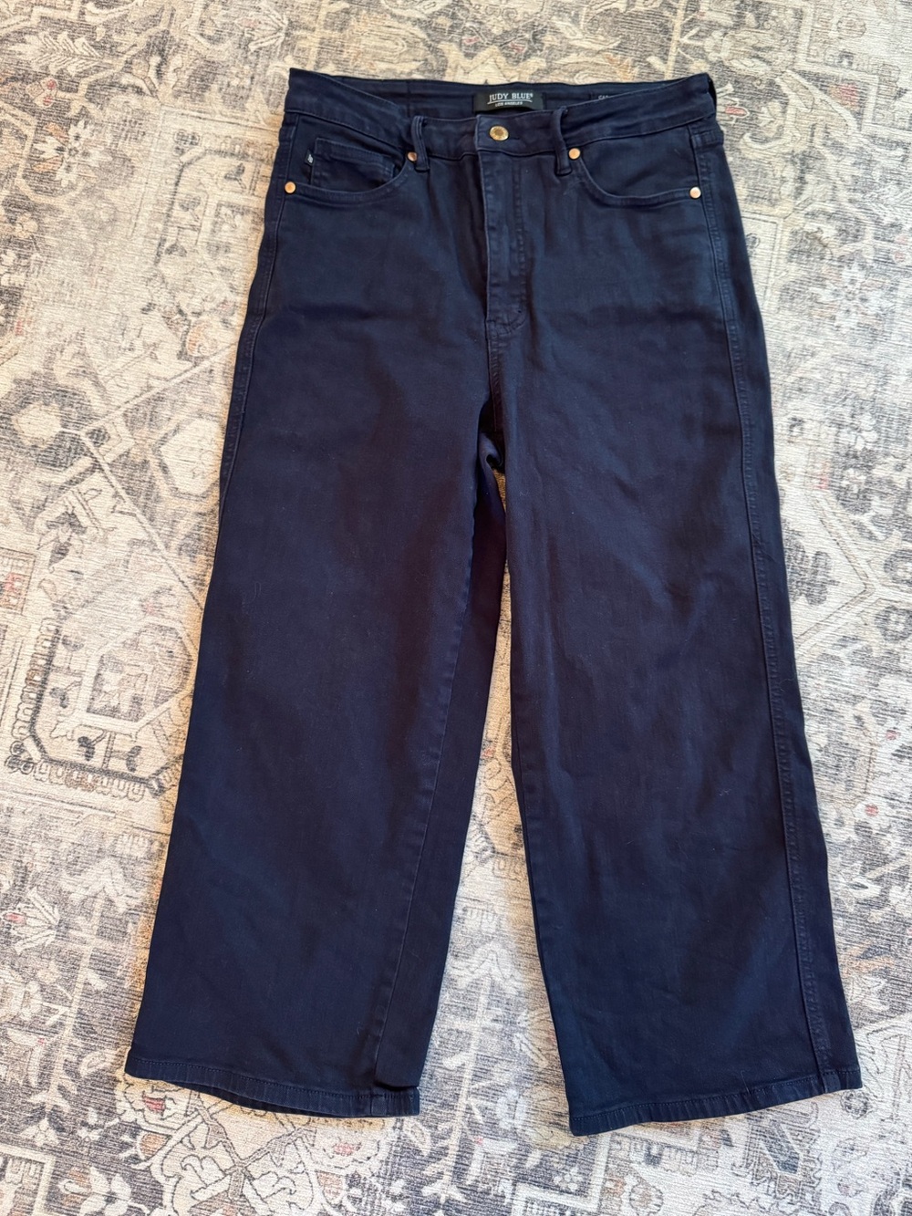 Judy Blue Garment Dyed Navy Wide Leg Crop Jeans (Style JB88807) Size 11/30 - Picture 2 of 12